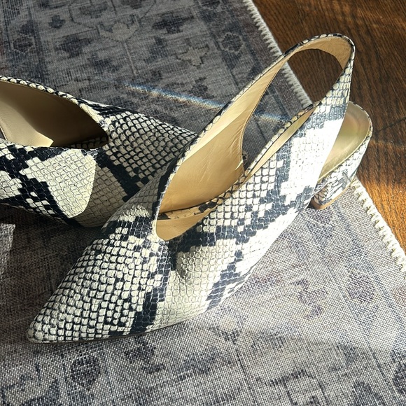 Snake Print Sling Back Shoes - Picture 2 of 11